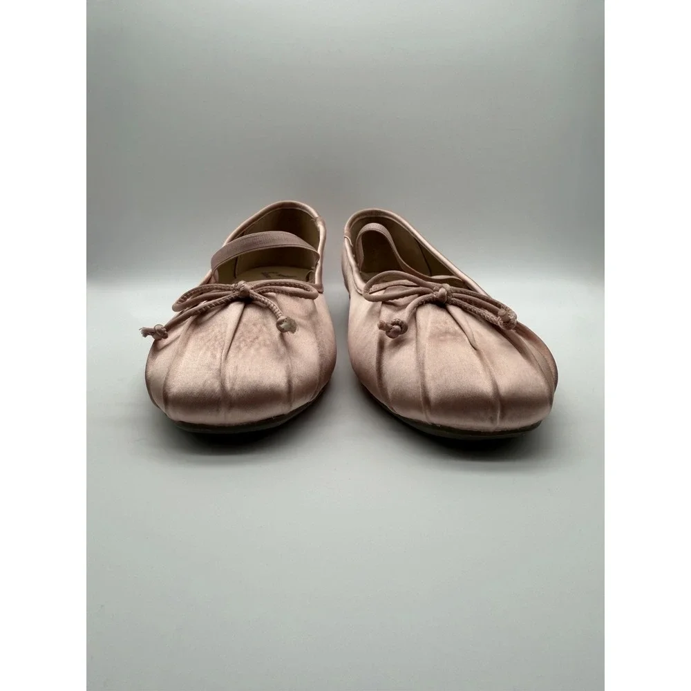 Report Women's Sz 11 Pink Ballet Flats Satin Fabric NWOB Balletcore Coquette
